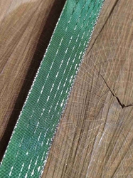 Plátnová stuha s drátem šíře 22 mm barva zelená zlatá