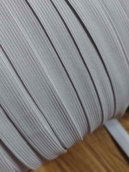 Prádlová pruženka šíře 12 mm barva bílá  