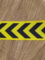 Lampas / rypsová stuha chevron šíře 32 mm barva žlutá