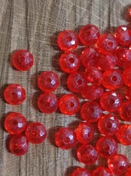 Plastové korálky ploškované slavík 4x6 mm barva červená
