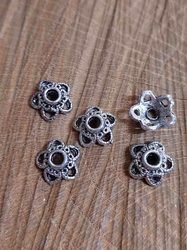 Dekorační kaplík 11 mm barva platina