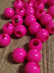 Plastové korálky s velkým průvlekem 25 ks 7x10 mm barva malinová 