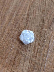 Plastové korálky růžičky Ø13 mm 10 ks barva bílá