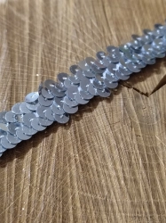 Flitrový prýmek šíře 20 mm stříbrný