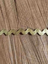 Hadovka s lurexem šíře 5 mm barva zlatá