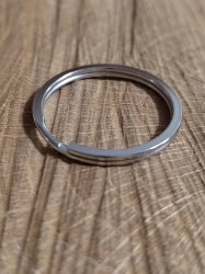 Kroužek na klíče Ø30 mm barva nikl