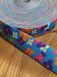 Šlová pruženka s potiskem šíře 25 mm tyrkys s květy
