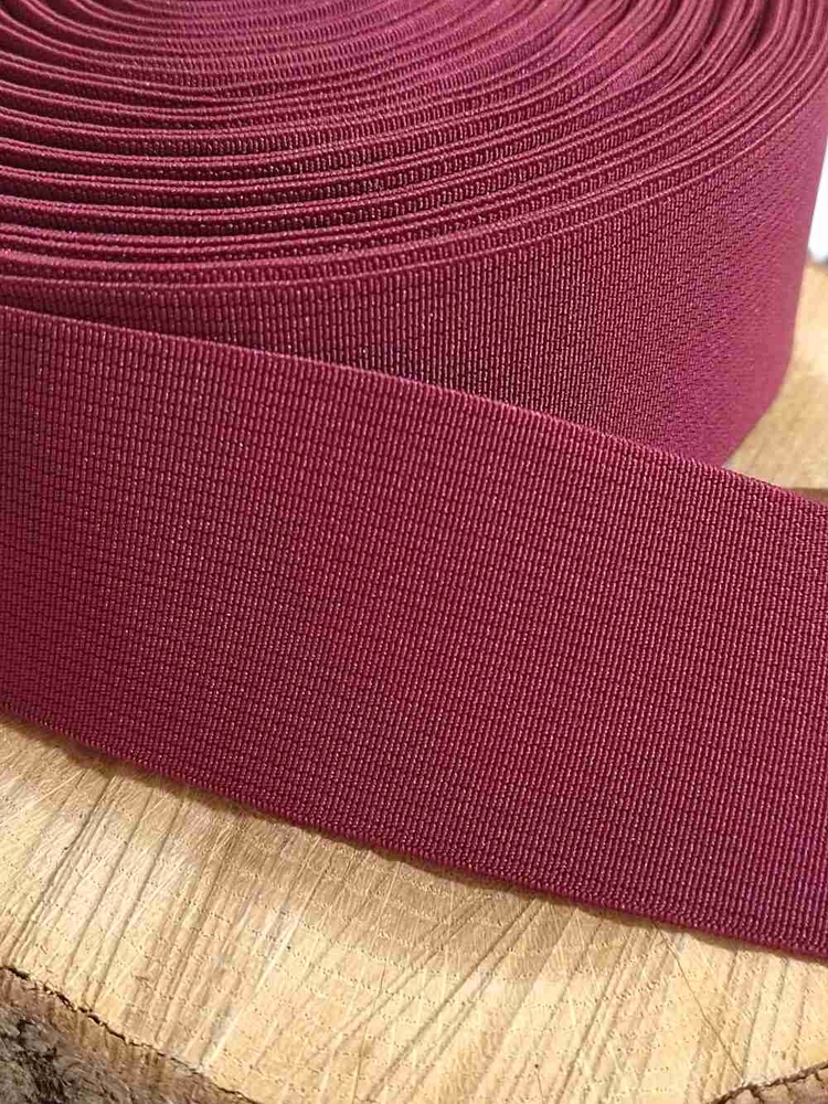 Pruženka hladká šíře 50 mm tkaná barva bordo