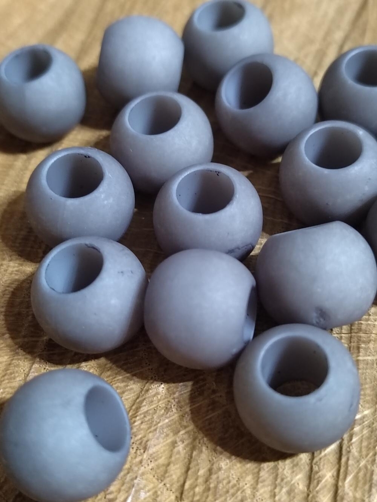 Plastové korálky s velkým průvlekem 10 ks 11x14 mm barva šedá