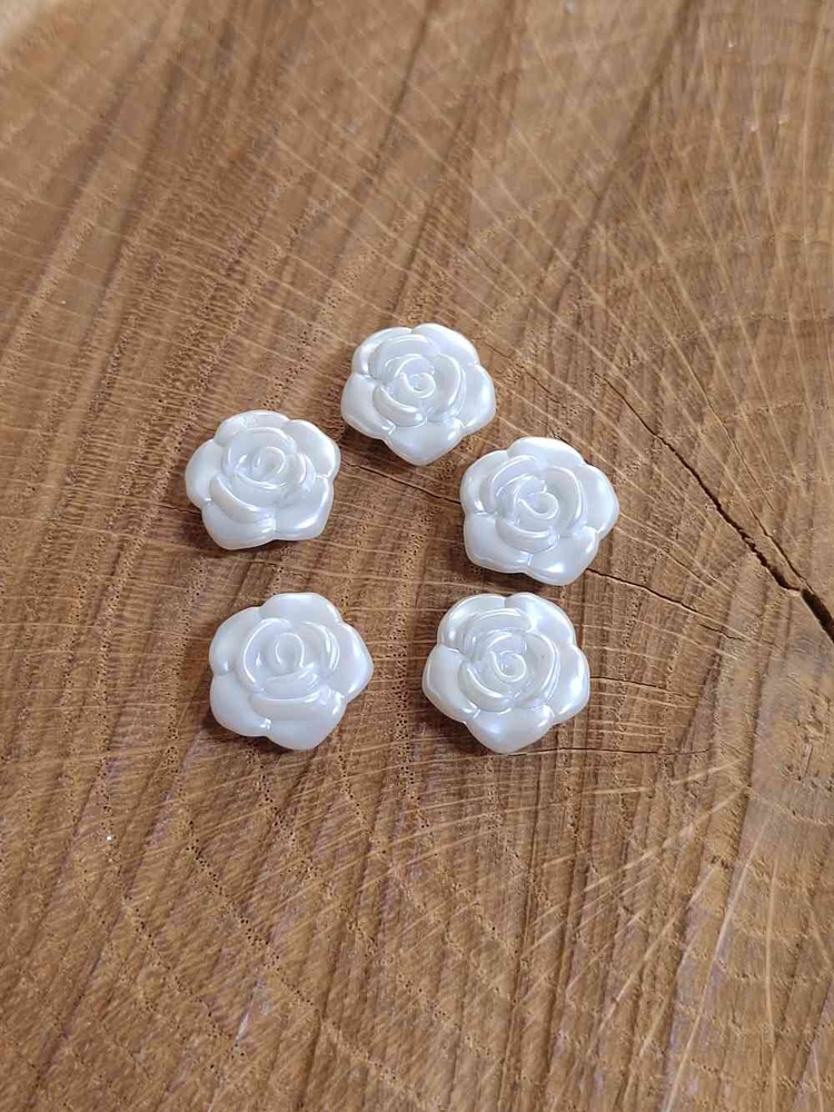 Plastové korálky růžičky Ø13 mm 10 ks barva off white