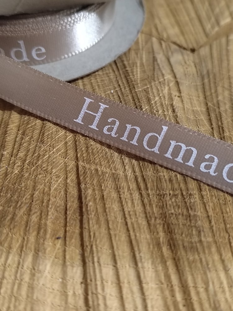 Saténová stuha Handmade šíře 9 mm