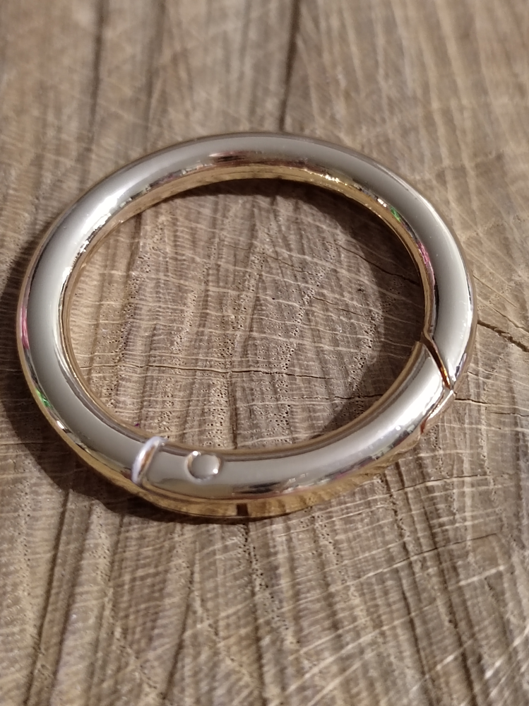 Karabina kulatá na kabelky 32 mm barva zlatá