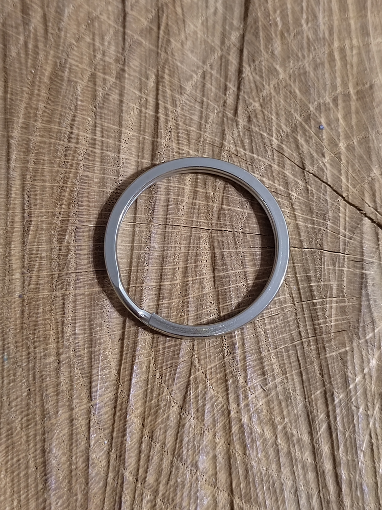 Kroužek na klíče Ø30 mm barva nikl