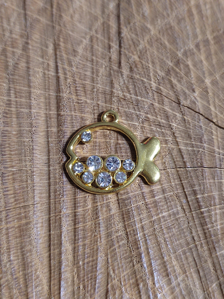 Přívěsek ryba s broušenými kamínky 18x19 mm