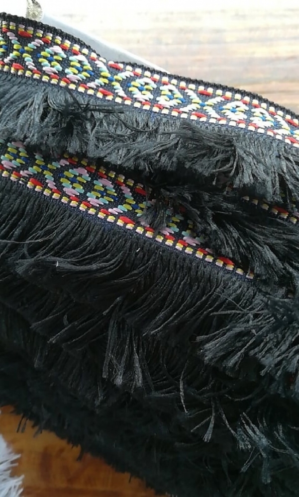 Prýmek indiánský s třásněmi šíře 35 mm, Barva Černá